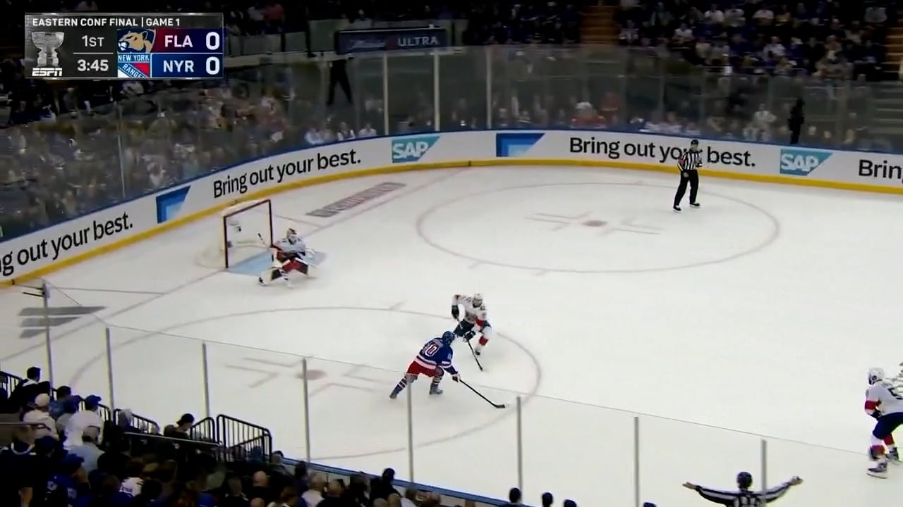 Forsling Creates Turnover on 1 vs 1